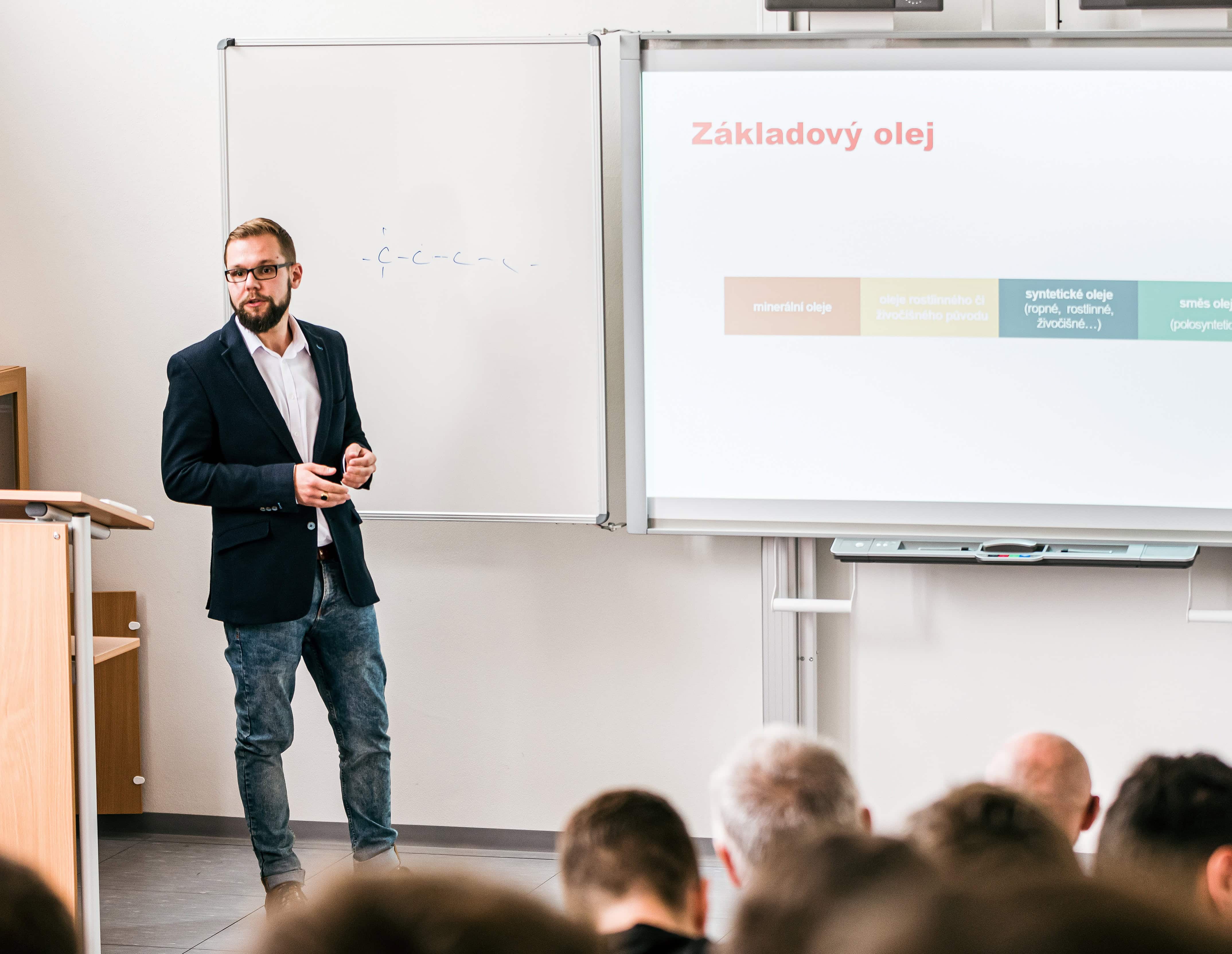 skola_prednáška_techler industry